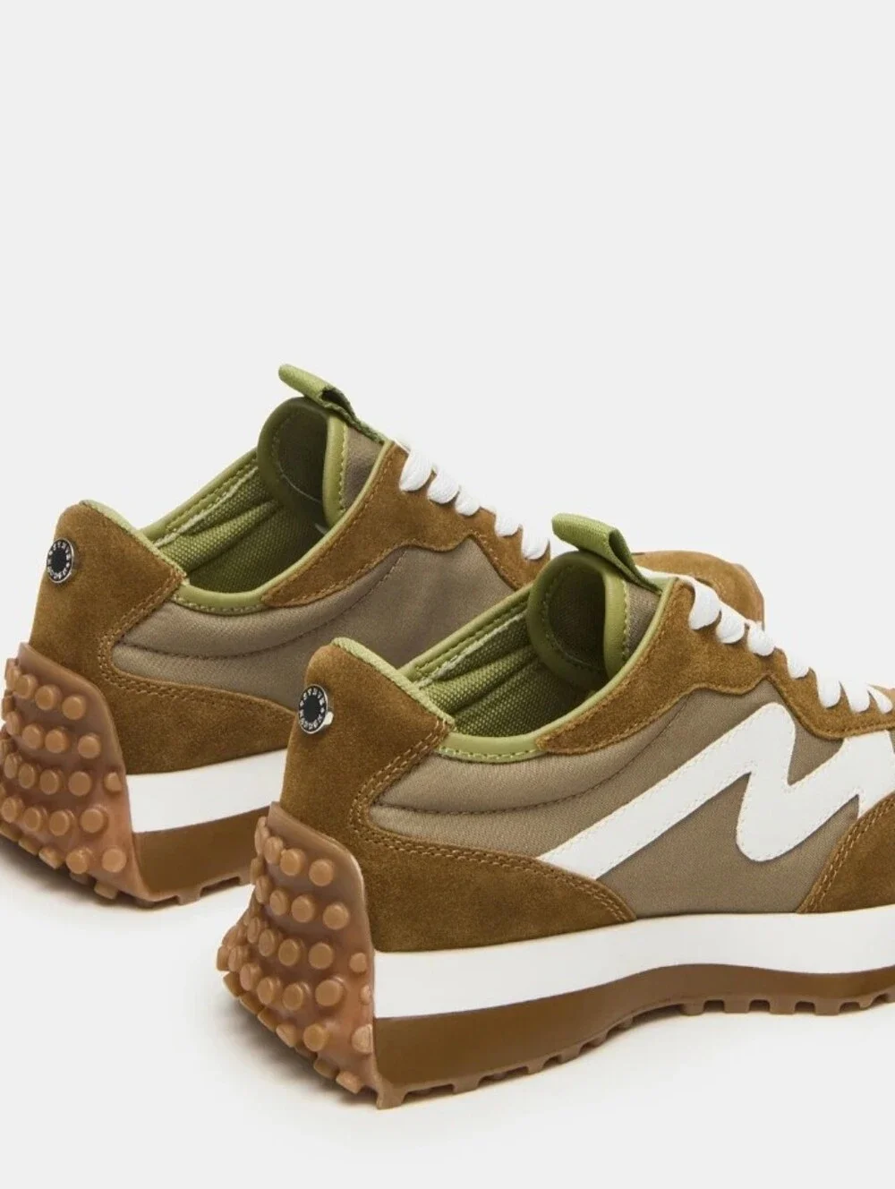 Steve Madden Women's Sz 7.5M Campo Olive White Logo Sneakers Comfort NWT - Picture 3 of 13
